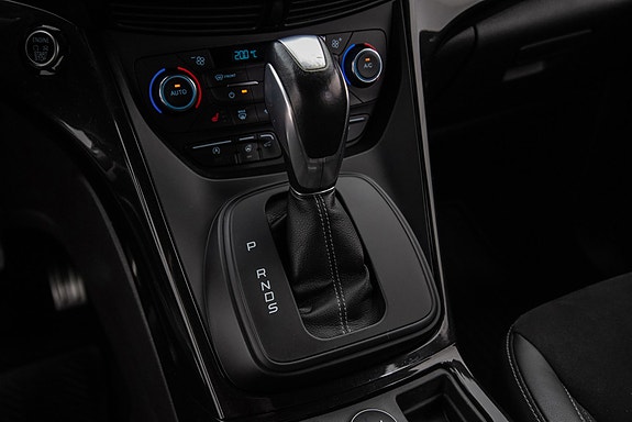 Ford Kuga 16 of 26