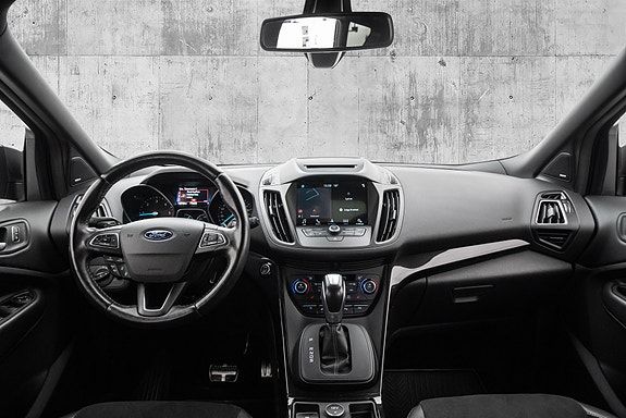 Ford Kuga 20 of 26