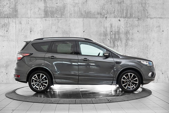 Ford Kuga 6 of 26