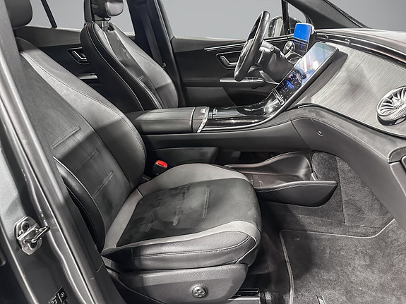 Mercedes-Benz EQE350 19 of 30