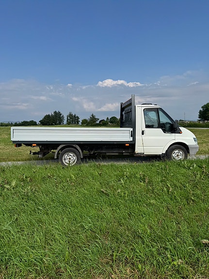 Ford Transit 350L Van 17 of 23