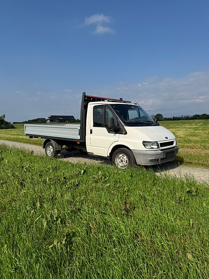 Ford Transit 350L Van 16 of 23
