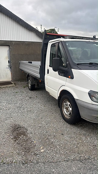 Ford Transit 350L Van 2 of 23