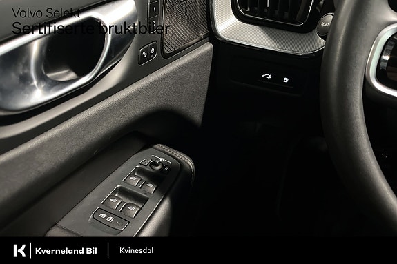 Volvo XC60 27 of 29