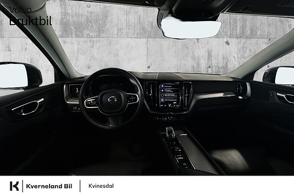 Volvo XC60 12 of 29