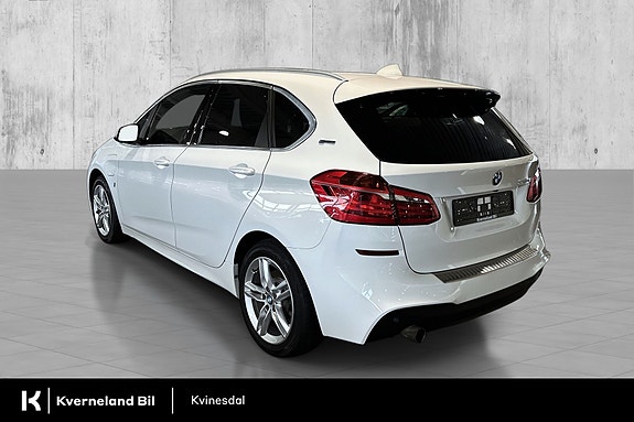 BMW 225xe 7 of 29