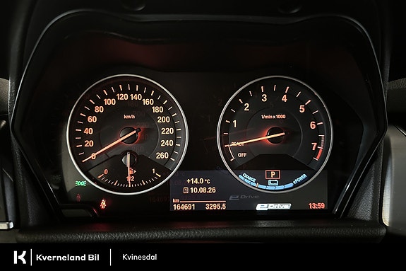 BMW 225xe 21 of 29