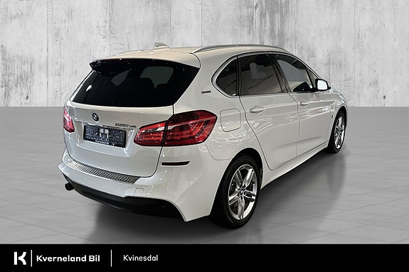 BMW 225xe 6 of 29
