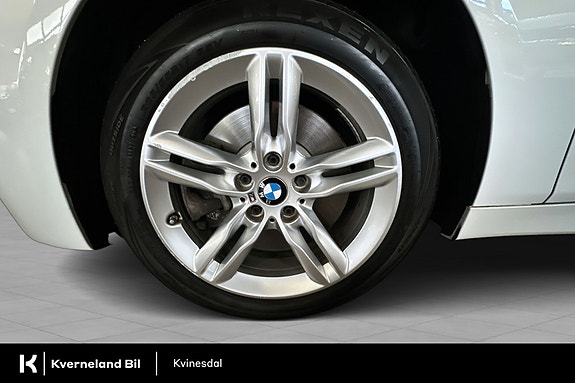BMW 225xe 11 of 29