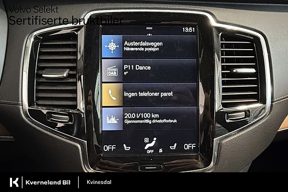 Volvo XC90 23 of 29