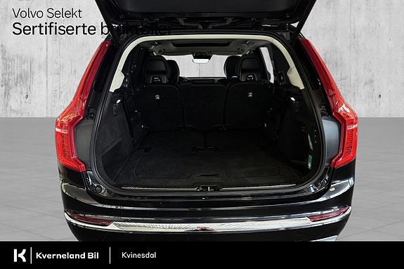 Volvo XC90 11 of 29