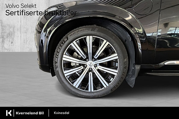 Volvo XC90 9 of 29