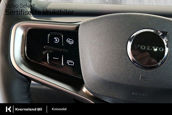 Volvo EX30 18 of 29