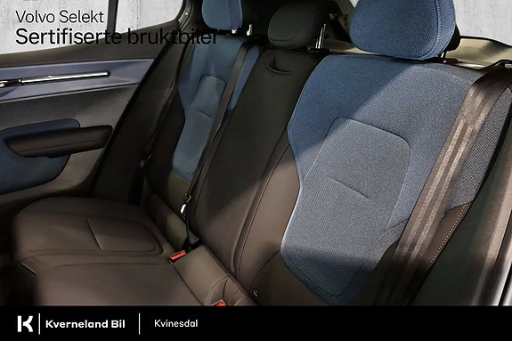 Volvo EX30 14 of 29