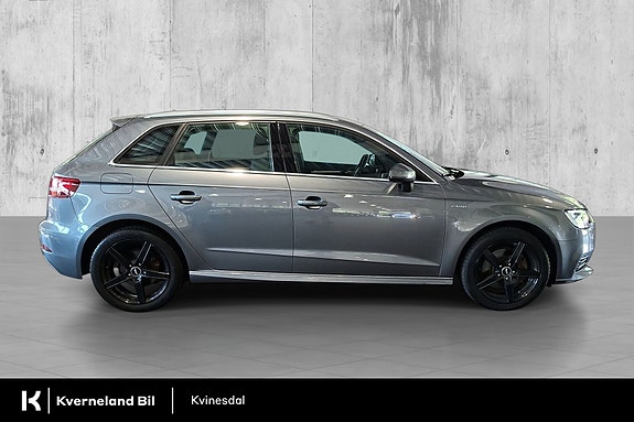 Audi A3 4 of 29