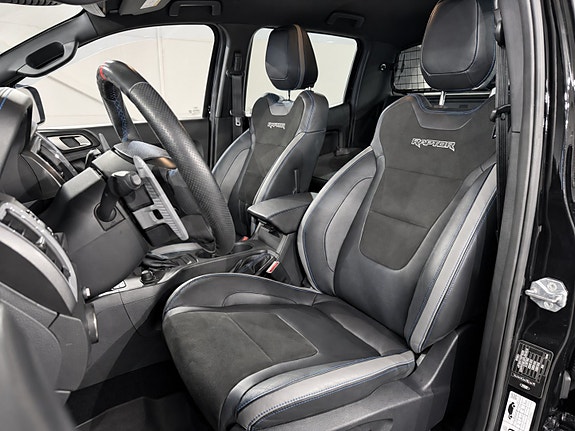 Ford Ranger Raptor 14 of 30