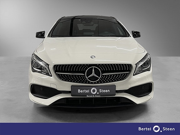 Mercedes-Benz CLA180 2 of 23