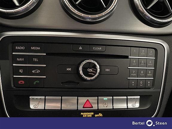 Mercedes-Benz CLA180 20 of 23