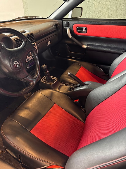 Toyota MR2 18 of 21
