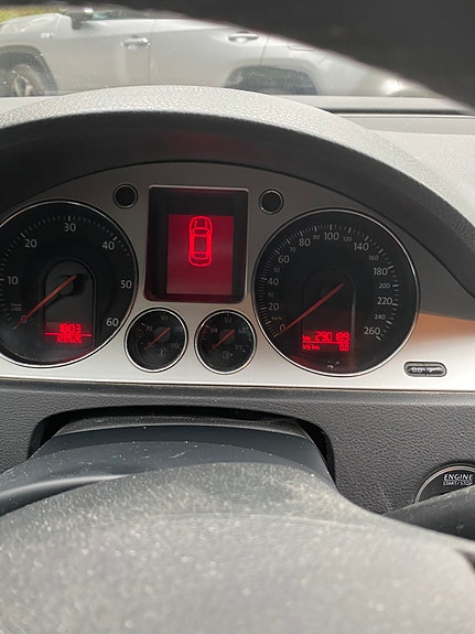 Volkswagen Passat 14 of 14