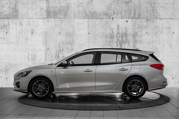 Ford Focus 2 of 25