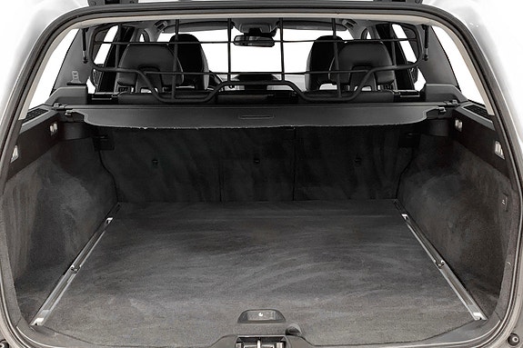 Volvo XC70 13 of 15