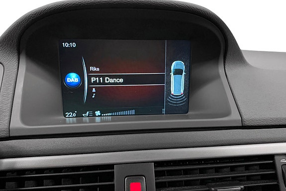 Volvo XC70 9 of 15