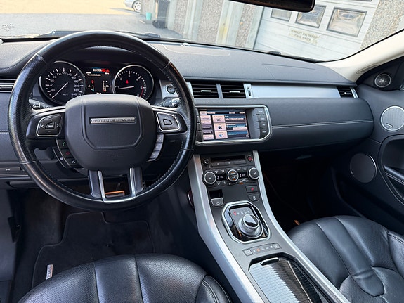 Land Rover Range Rover 13 of 27