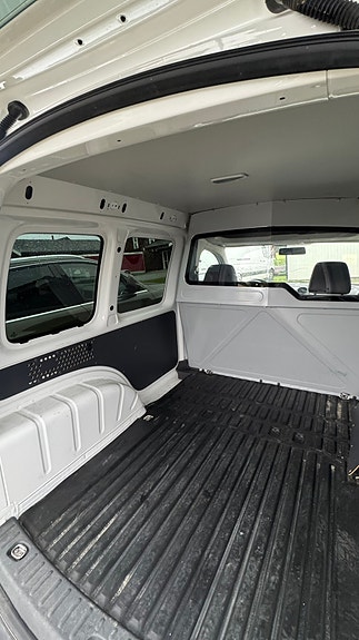 Volkswagen Caddy 10 of 10