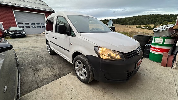 Volkswagen Caddy 4 of 10