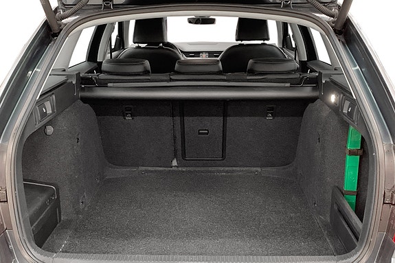 Skoda Octavia Scout 5 of 14