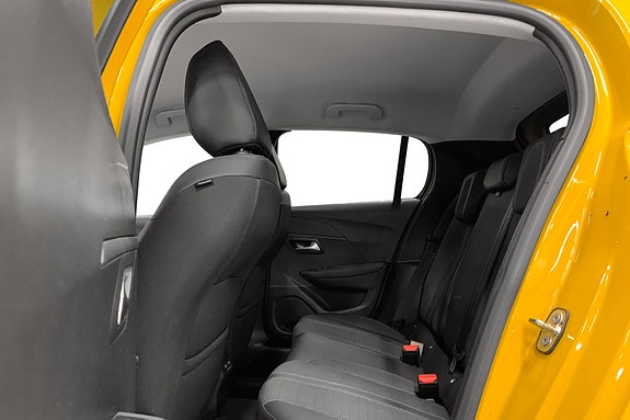 Peugeot e-208 13 of 16