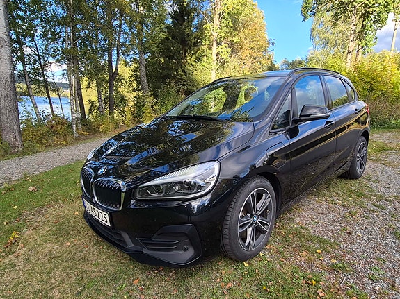 BMW 225xe 3 of 18