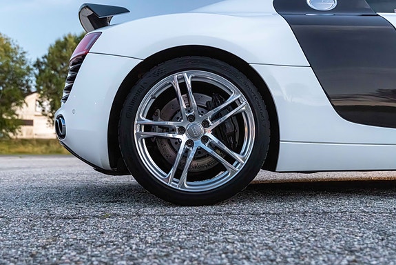 Audi R8 18 of 30