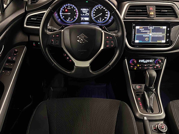 Suzuki SX4 S-Cross 13 of 28