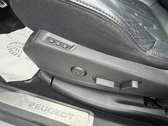 Peugeot 5008 9 of 30