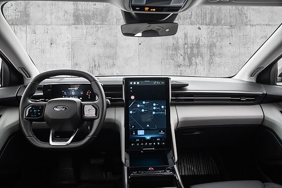 Ford Explorer 19 of 26