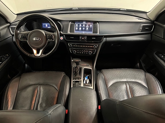 Kia Optima 10 of 26