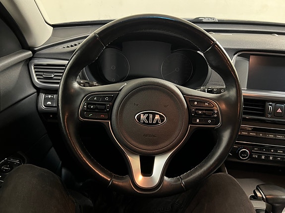 Kia Optima 11 of 26