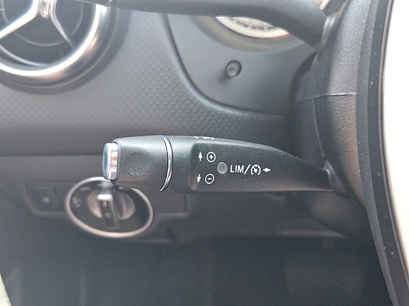 Mercedes-Benz A180 d 9 of 13