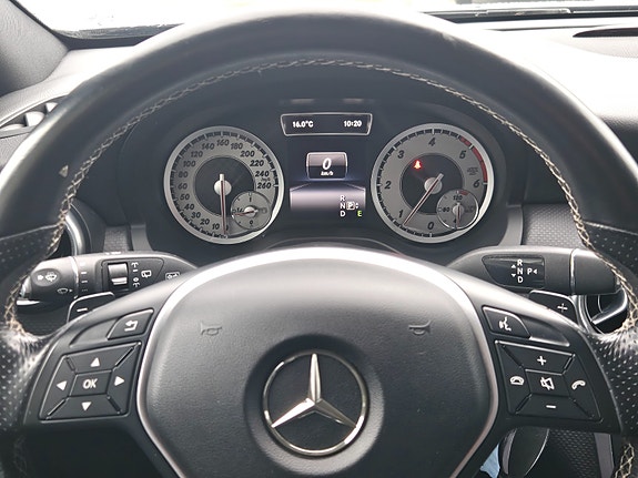 Mercedes-Benz A180 d 6 of 13