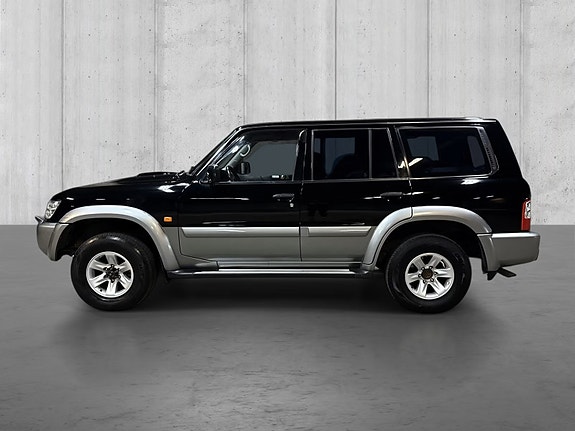 Nissan Patrol 6 of 30
