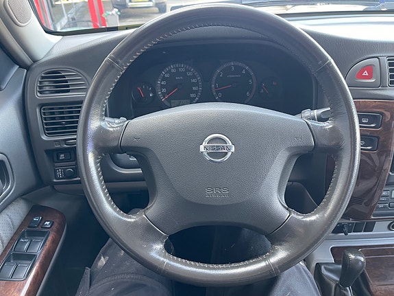 Nissan Patrol 12 of 30