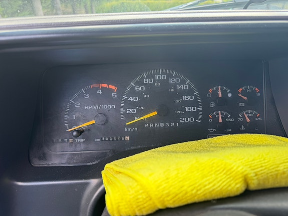 Chevrolet Tahoe 7 of 12
