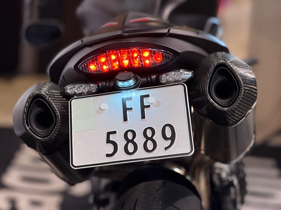 Triumph Speed Triple 1050 20 of 25