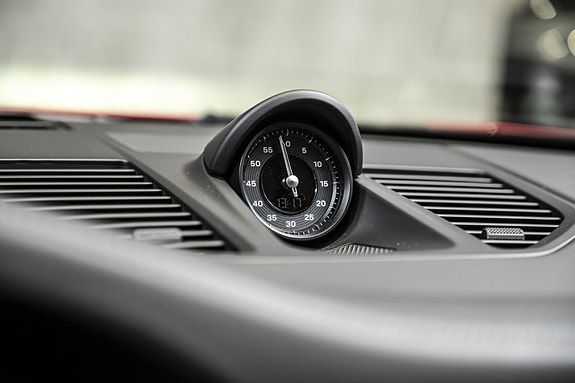 Porsche 911 22 of 30