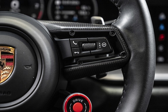 Porsche 911 18 of 30