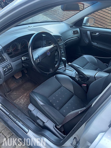 Volvo S60 7 of 13
