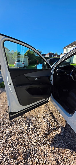 Peugeot 5008 15 of 17