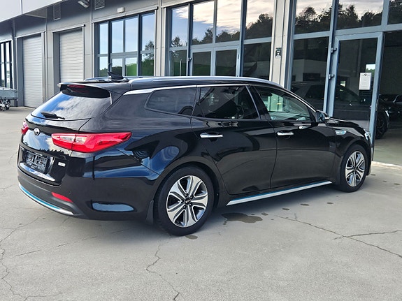 Kia Optima 4 of 24